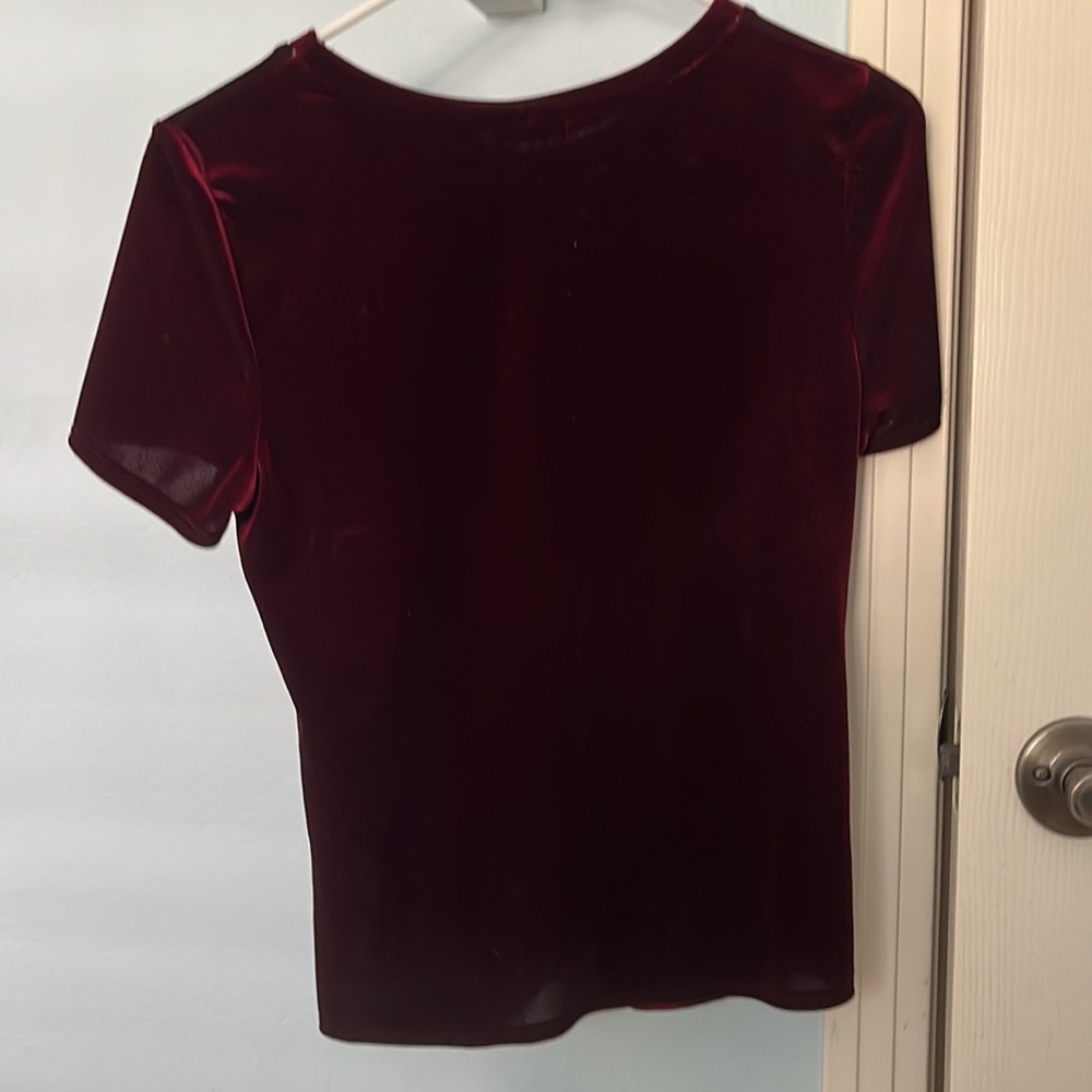 Red Velvet Top - Picture 3 of 4